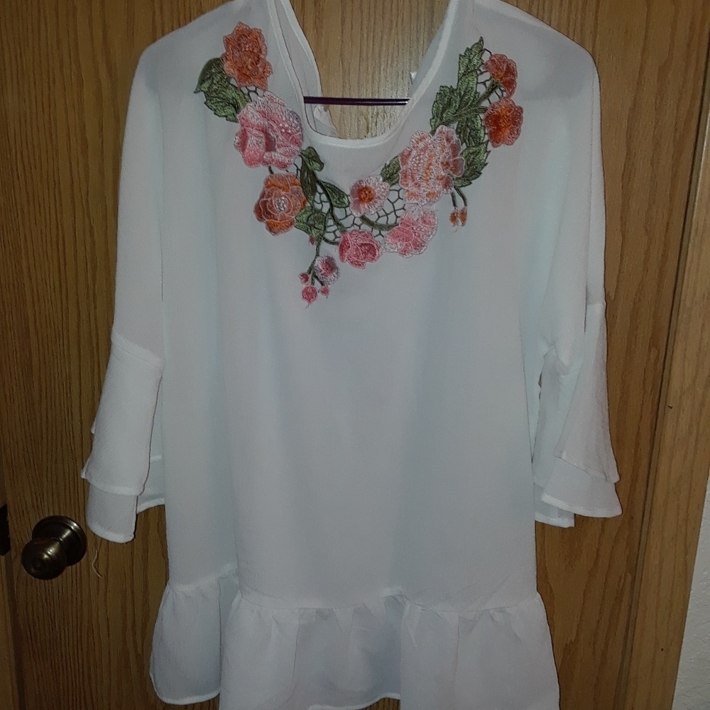 stem & vine blose
